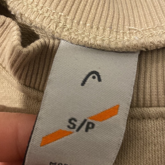 Basic beige long sleeve - Picture 2 of 2